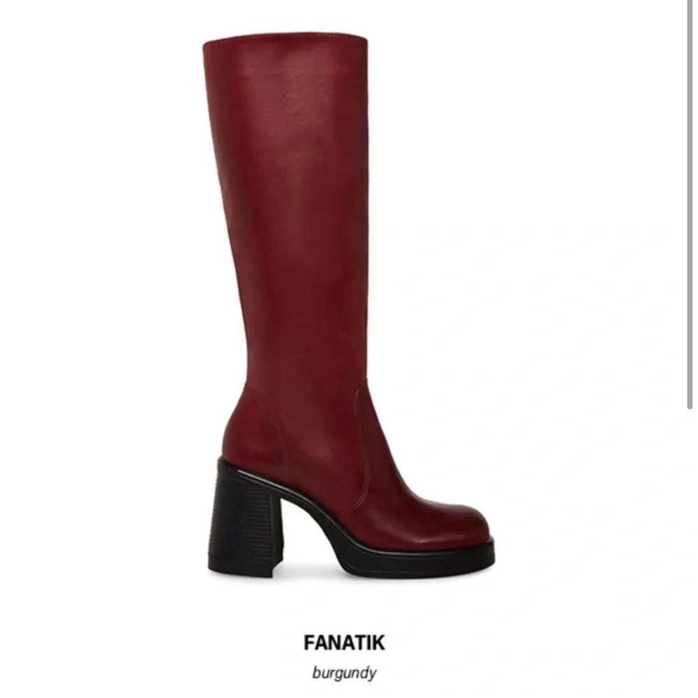 LOOKING FOR: Steve Madden x Kennedy Eurich Fanatik Burgundy Boots - Picture 1 of 3